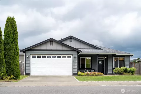 922 Grinnell Ave SW, Orting, WA 98360