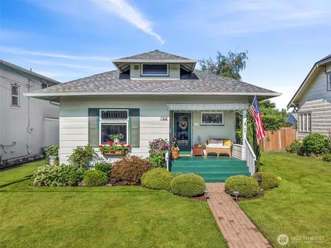 722 Alder Ave, Sumner, WA 98390