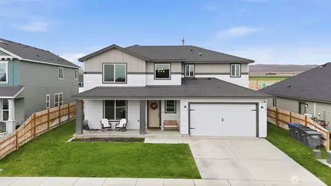 717 L St NE, Quincy, WA 98848