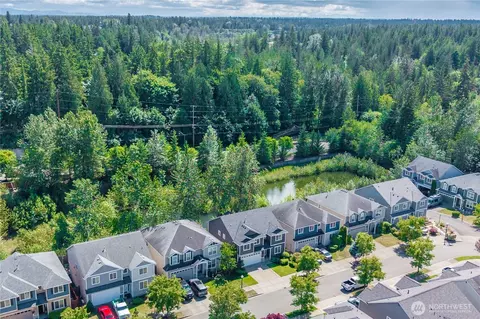 22625 SE 271st St, Maple Valley, WA 98038