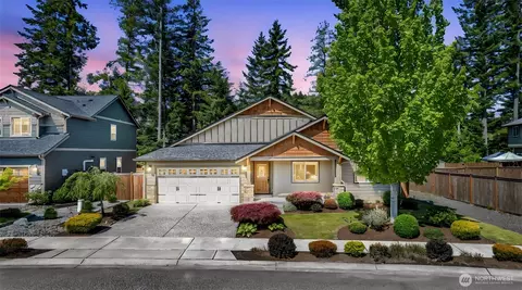 10787 Armada Ave NW, Silverdale, WA 98383