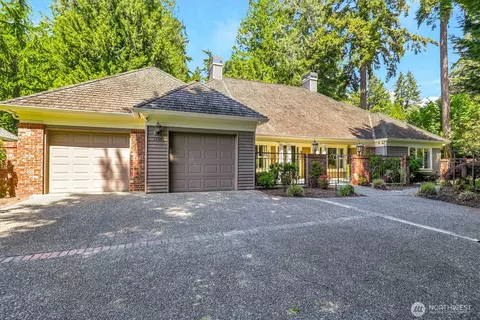 1434 108th Ave NE, Bellevue, WA 98004