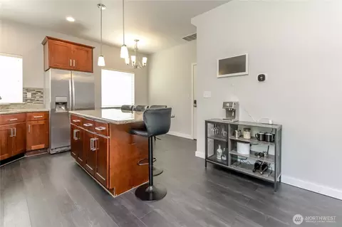 Kitchen - 17609 146th Ave E, Orting, WA 98360 photo 5 of 5