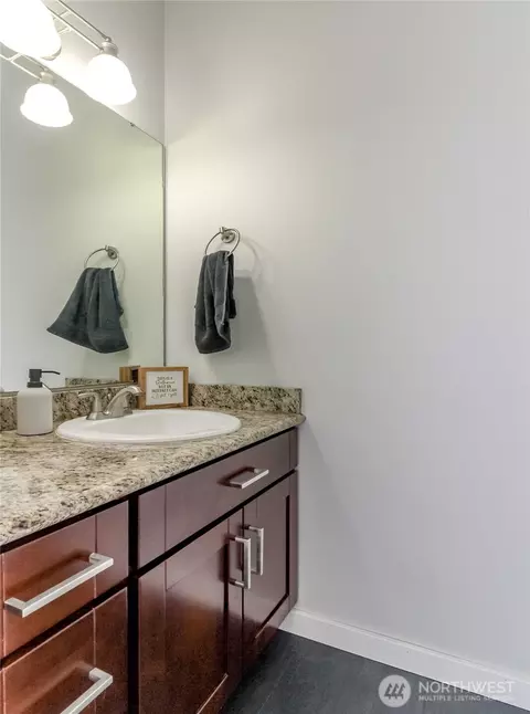 Bath - 17609 146th Ave E, Orting, WA 98360 photo 1 of 4