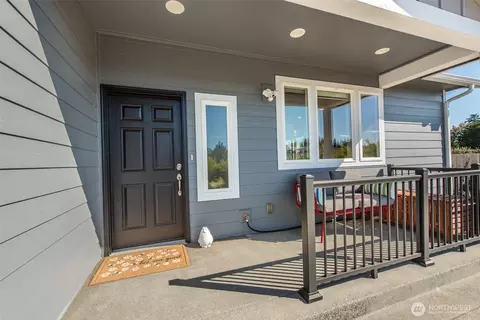 Exterior - 44 Chiesa Pl, Sequim, WA 98382 photo 3 of 11