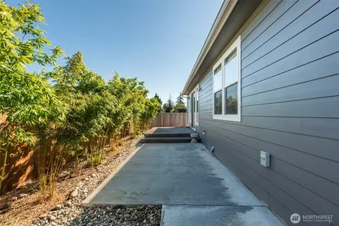 Exterior - 44 Chiesa Pl, Sequim, WA 98382 photo 5 of 11