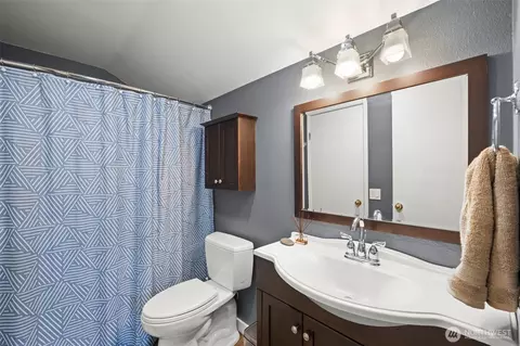 Bath - 2052 E Wright Ave, Tacoma, WA 98404 photo 1 of 1