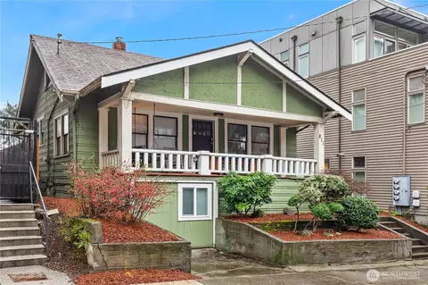 811 NE 66th St, Seattle, WA 98115