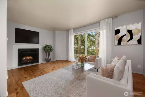 Living - 1526 192nd St SE #O4, Bothell, WA 98012 photo 2 of 6