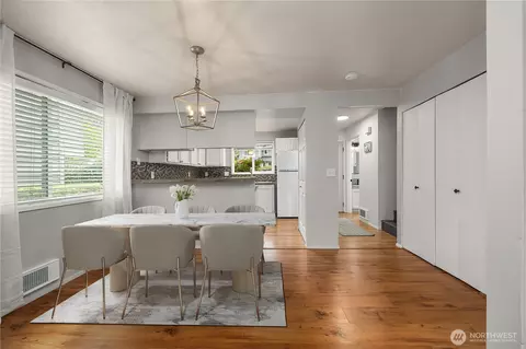 Dining - 1526 192nd St SE #O4, Bothell, WA 98012 photo 2 of 2