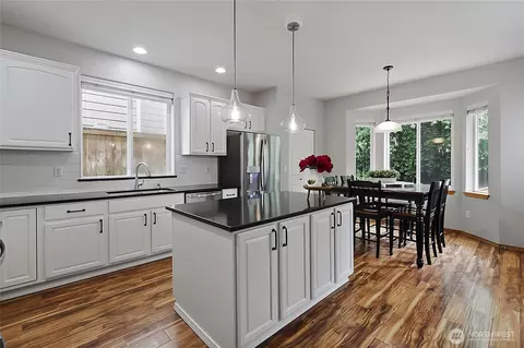 Kitchen - 115 170th St SE, Bothell, WA 98012 photo 2 of 3
