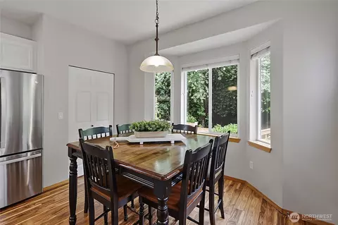 Dining - 115 170th St SE, Bothell, WA 98012 photo 3 of 3