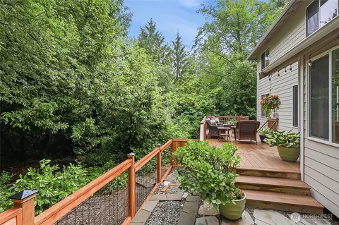 Exterior - 115 170th St SE, Bothell, WA 98012 photo 8 of 8