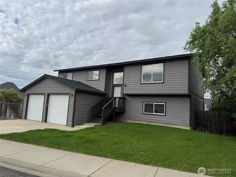 1906 W Peakview Dr, Ellensburg, WA 98926