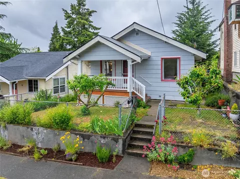 1920 5th St, Bremerton, WA 98337