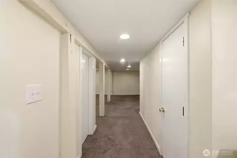 Entry Way - 1710 36th St, Everett, WA 98201 photo 2 of 2