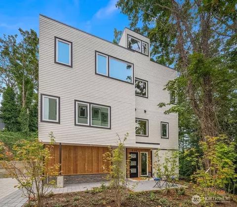 534 W Barrett St, Seattle, WA 98119