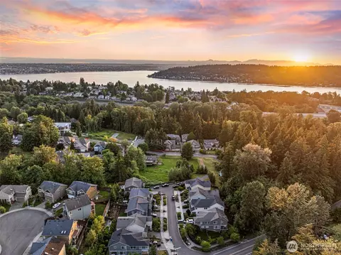 3766 Monterey Ct NE, Renton, WA 98056