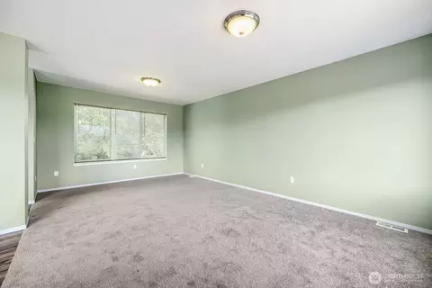 Living - 3727 E St, Tacoma, WA 98404 photo 4 of 4