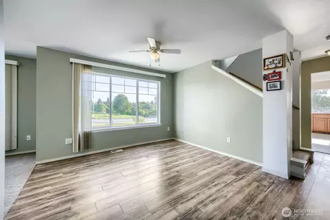 Living - 3727 E St, Tacoma, WA 98404 photo 3 of 4
