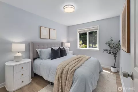 Bedroom - 17907 25th Dr SE, Bothell, WA 98012 photo 4 of 7