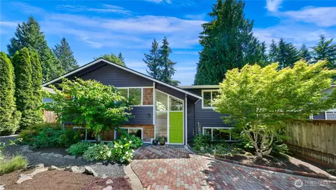 16237 NE 99th St, Redmond, WA 98052