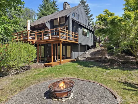 41120 SE 81st St, Snoqualmie, WA 98065
