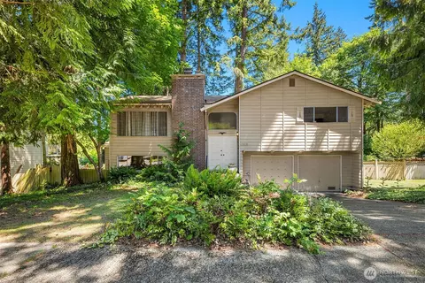 8108 138th Ave NE, Redmond, WA 98052
