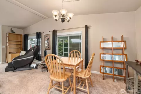 Dining - 23825 15th Ave SE #185, Bothell, WA 98021 photo 1 of 2