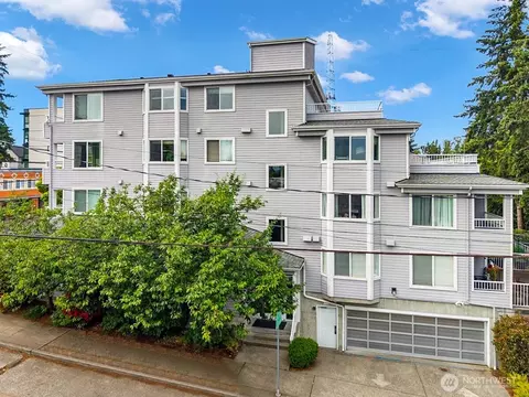 1000 NE 88th St #304, Seattle, WA 98115