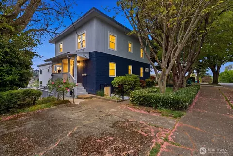 1401 W Bertona St, Seattle, WA 98119