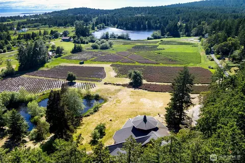 206 Hawthorne Ln, Friday Harbor, WA 98250