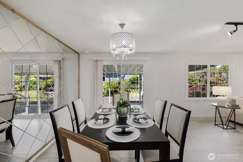Dining - 528 Wetmore Ave, Everett, WA 98201 photo 1 of 2