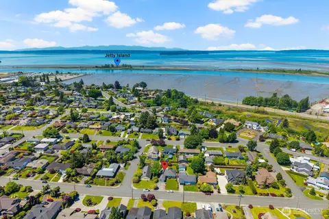 View/Area - 528 Wetmore Ave, Everett, WA 98201 photo 3 of 11