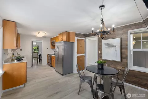 Kitchen - 528 Wetmore Ave, Everett, WA 98201 photo 1 of 3