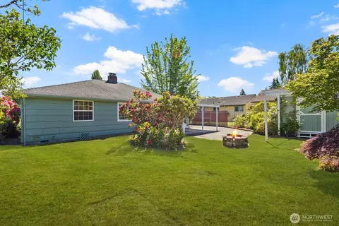Exterior - 528 Wetmore Ave, Everett, WA 98201 photo 1 of 7