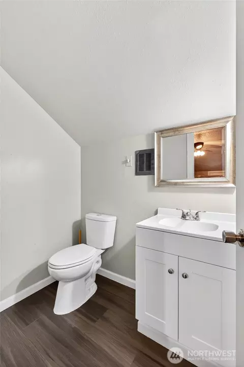 Bath - 22814 46th Ave E, Spanaway, WA 98387 photo 4 of 4
