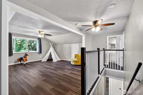 Entry Way - 22814 46th Ave E, Spanaway, WA 98387 photo 3 of 3