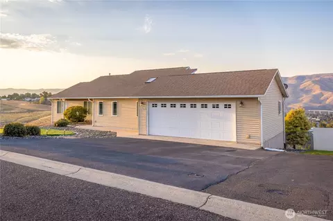 1724 Ridgeview Dr, Clarkston, WA 99403