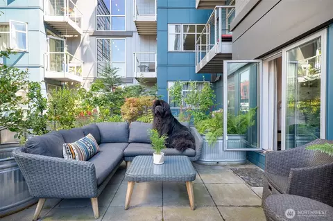 1414 12th Ave #218, Seattle, WA 98122