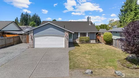 8202 51st Ave NE, Marysville, WA 98270