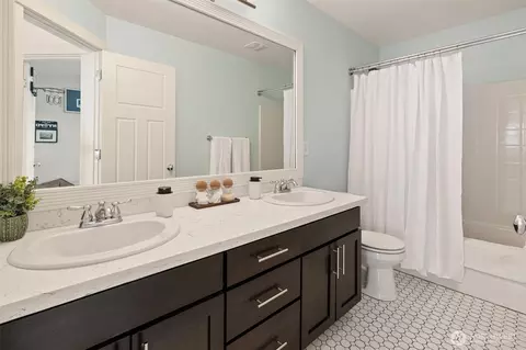 Bath - 22611 38th Dr SE, Bothell, WA 98021 photo 2 of 4