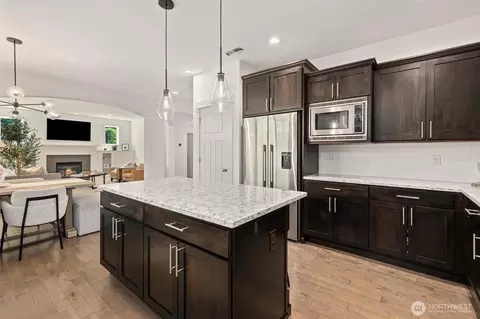 Kitchen - 22611 38th Dr SE, Bothell, WA 98021 photo 3 of 4
