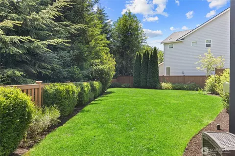 Exterior - 22611 38th Dr SE, Bothell, WA 98021 photo 5 of 6