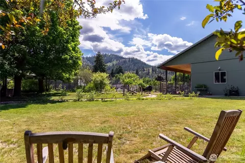 Exterior - 419 Bigelow St, Twisp, WA 98856 photo 9 of 10
