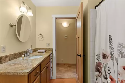 Bath - 419 Bigelow St, Twisp, WA 98856 photo 1 of 3