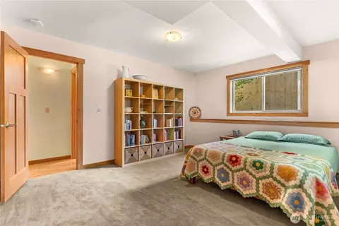 Bedroom - 419 Bigelow St, Twisp, WA 98856 photo 3 of 3