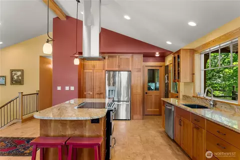 Kitchen - 419 Bigelow St, Twisp, WA 98856 photo 2 of 4
