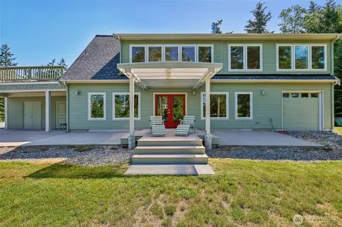 4620 Evenstar Ln, Freeland, WA 98249