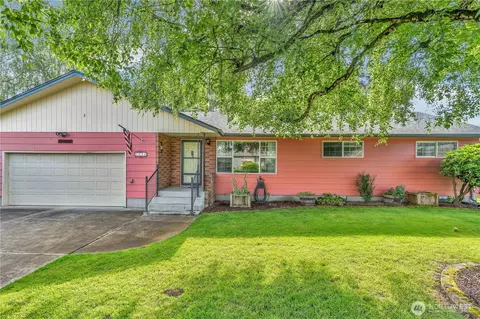994 33rd Ave, Longview, WA 98632